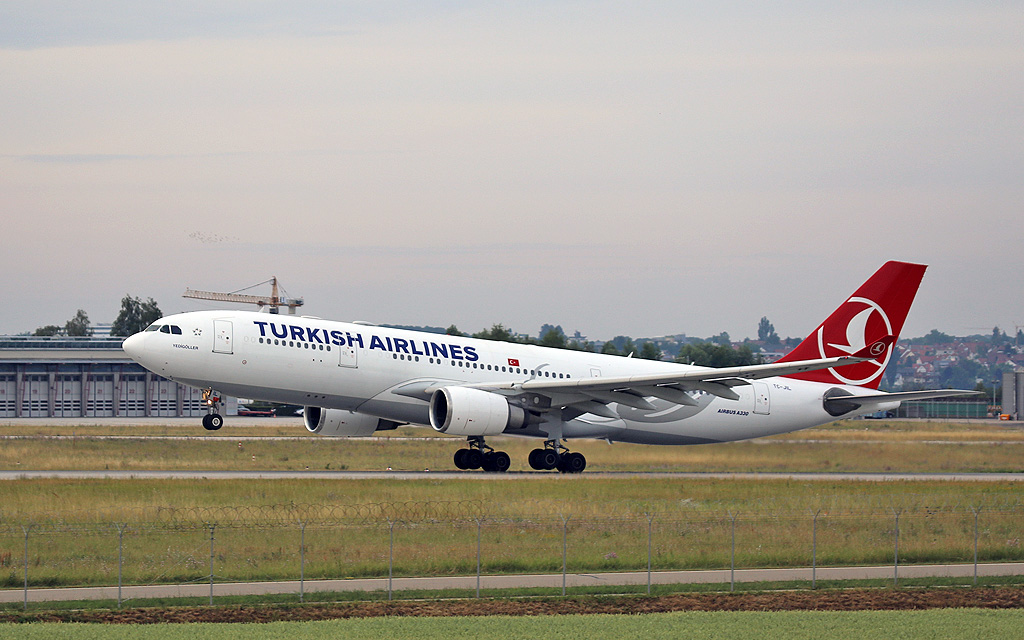 TC-JIL / Airbus A330 / Turkish Airlines
