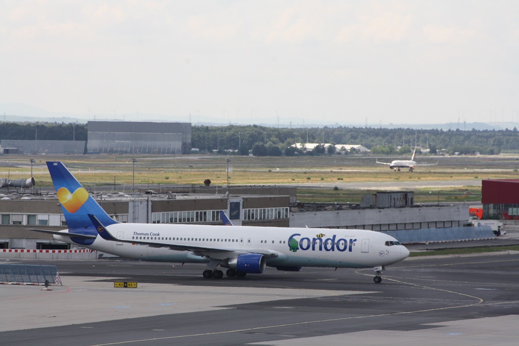 Condor 767-300 D-ABUH