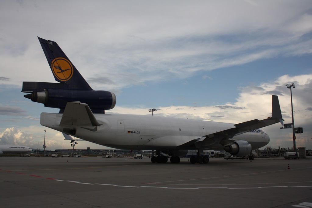 Lufthansa Cargo MD11 D-ALCS