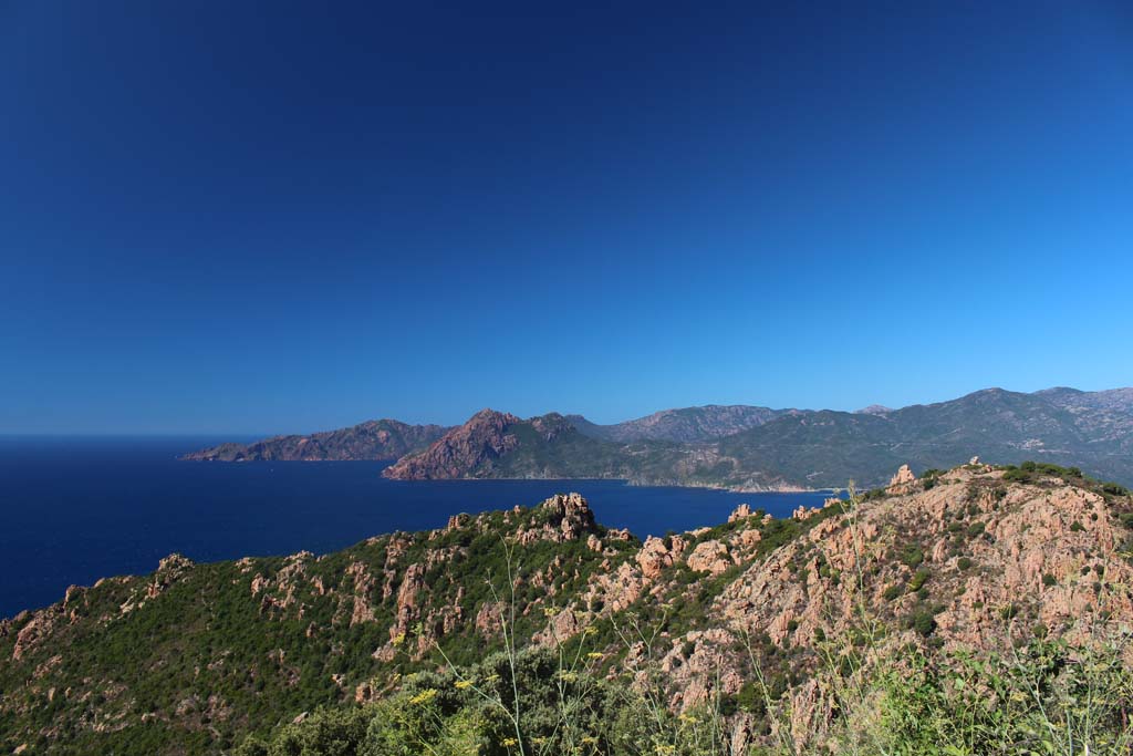 Rote Felsen nördlich von Piana