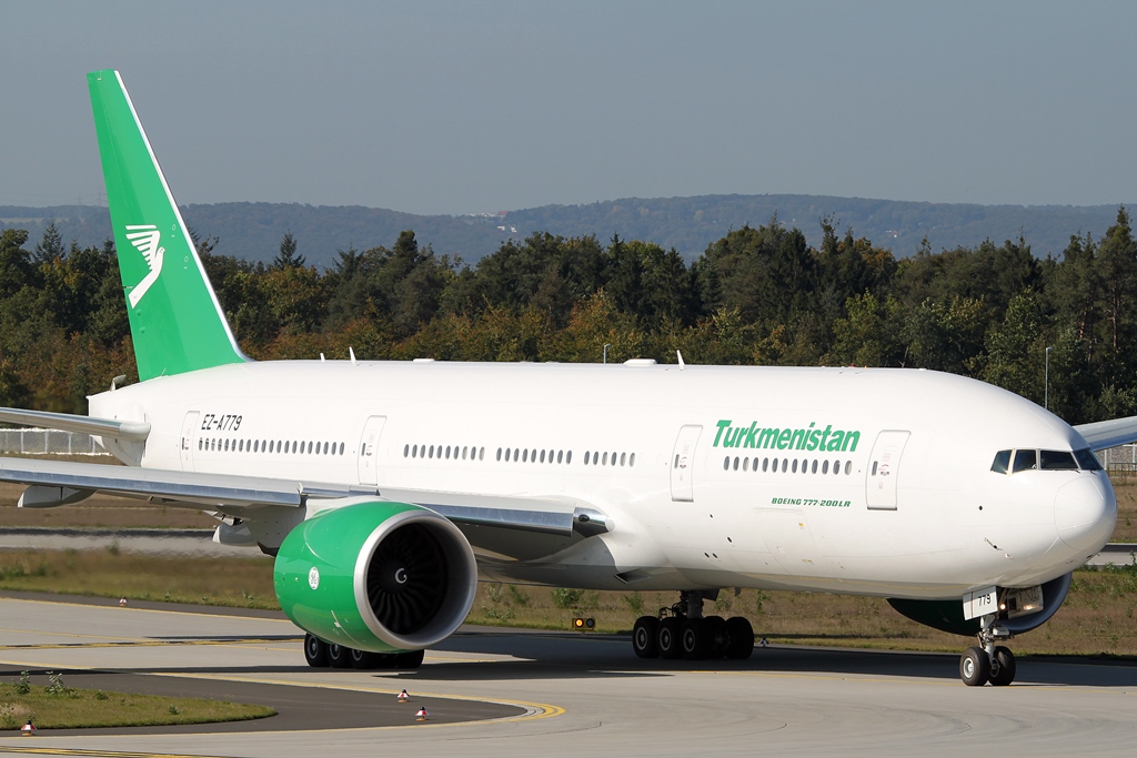 Turkmenistan Airlines Boeing 777-22K(LR) EZ-A779