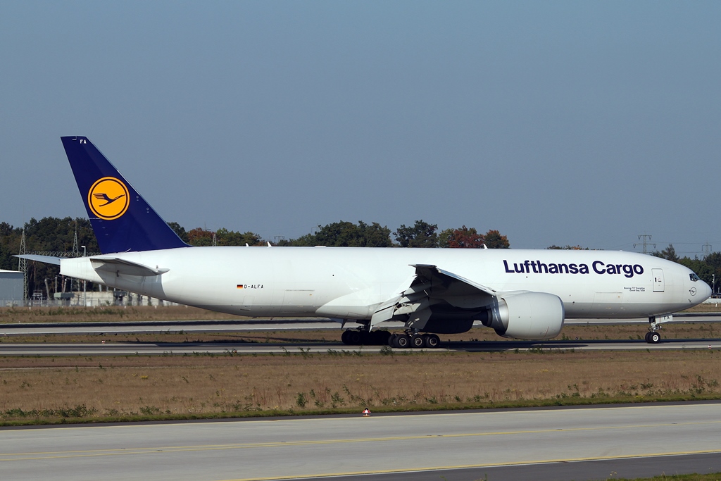 Lufthansa Cargo Boeing 777-FBT D-ALFA