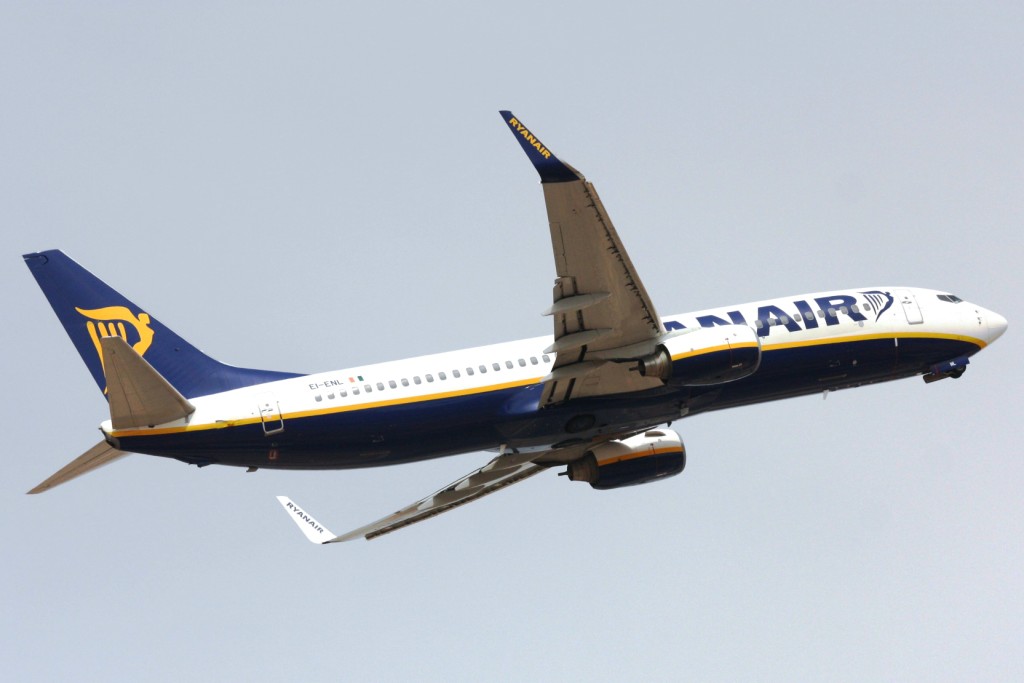 Ryanair EI-ENL B737-800