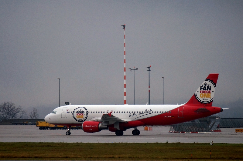 D-ABFK, Air Berlin, Airbus A320-214, Fan Force One Livery