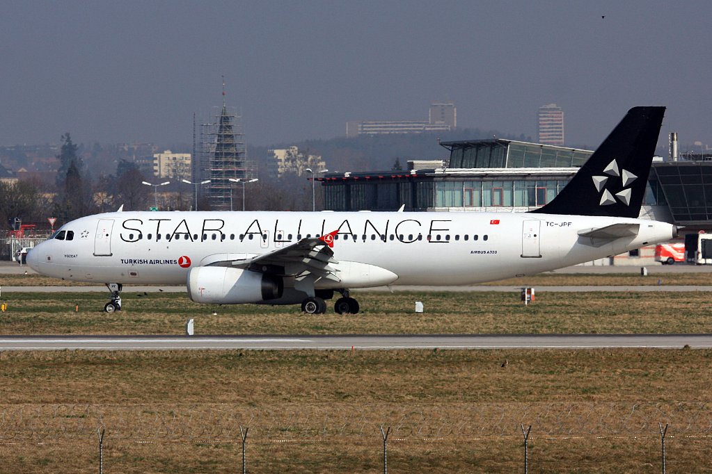 TC-JPF, Turkish Airlines,  A320