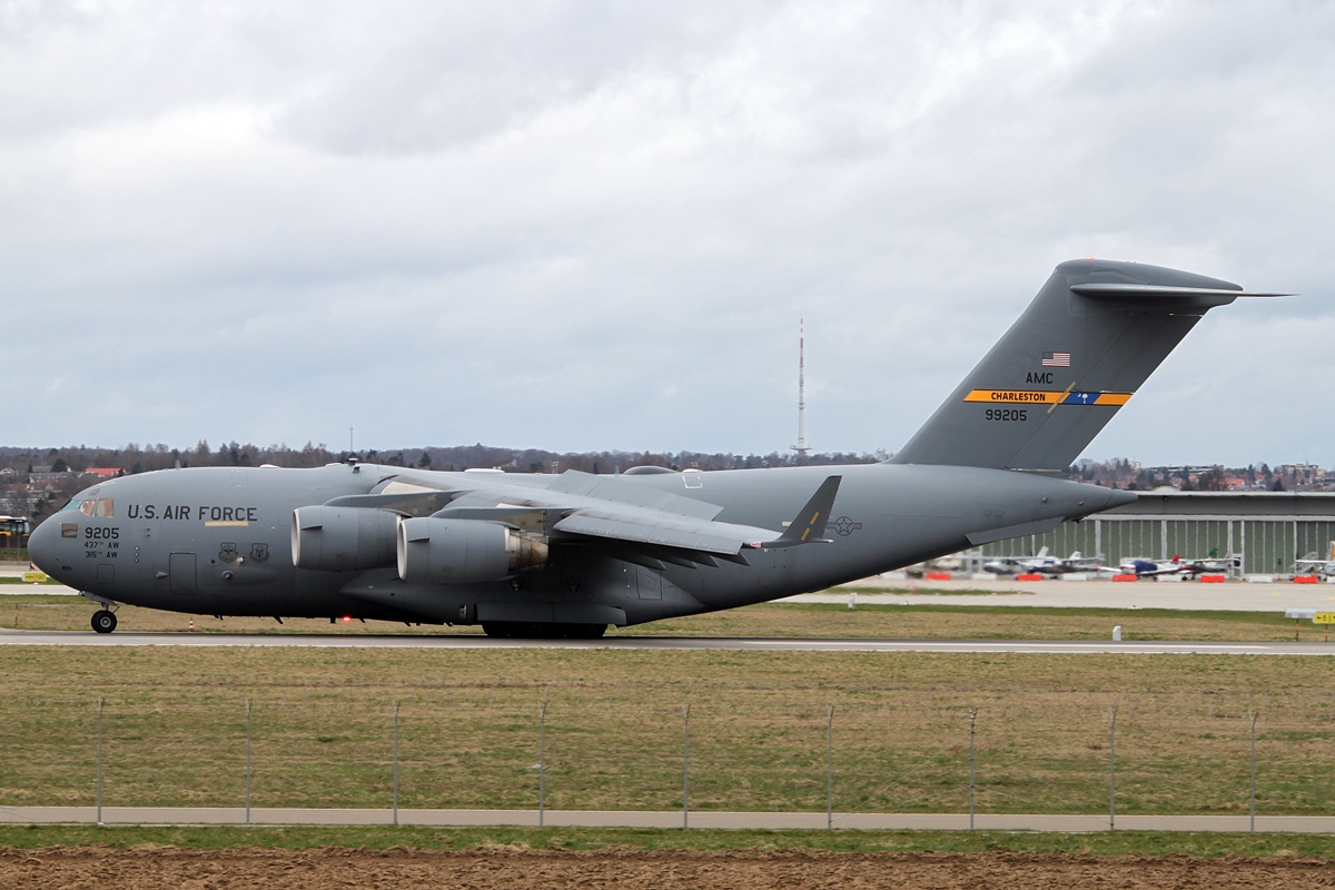 USA - Air Force Boeing C-17A Globemaster III 09-9205