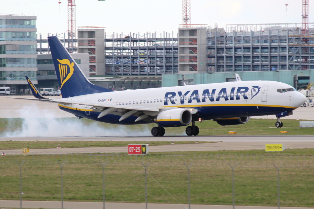 RyanAir.JPG