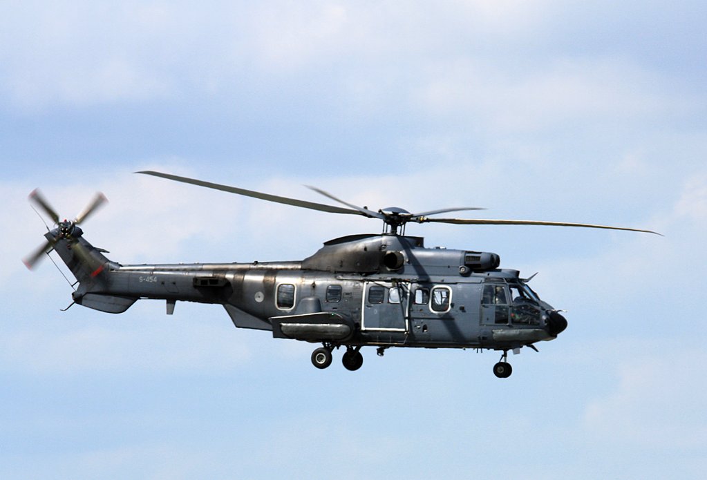 Mit Heli's kenne ich mich nicht so gut aus,<br />Garantiert weiß jemand, welcher Typ das ist.