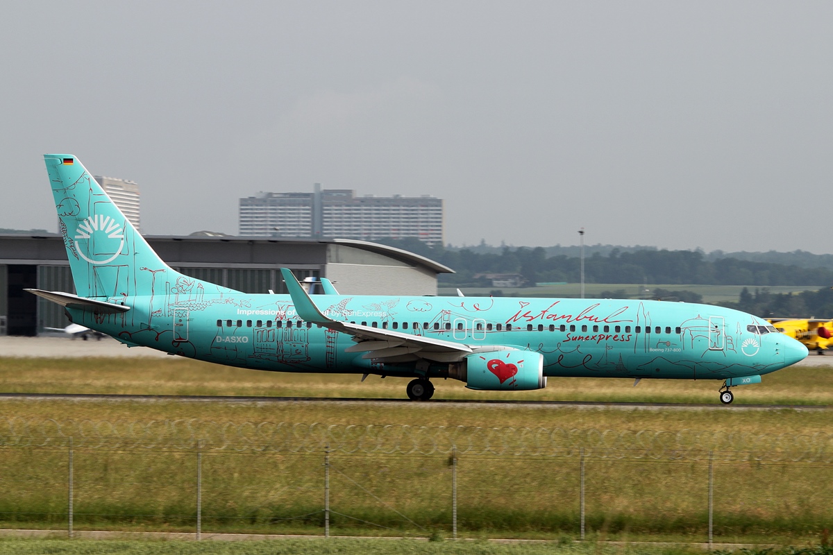 SunExpress Germany Boeing 737-8HX D-ASXO