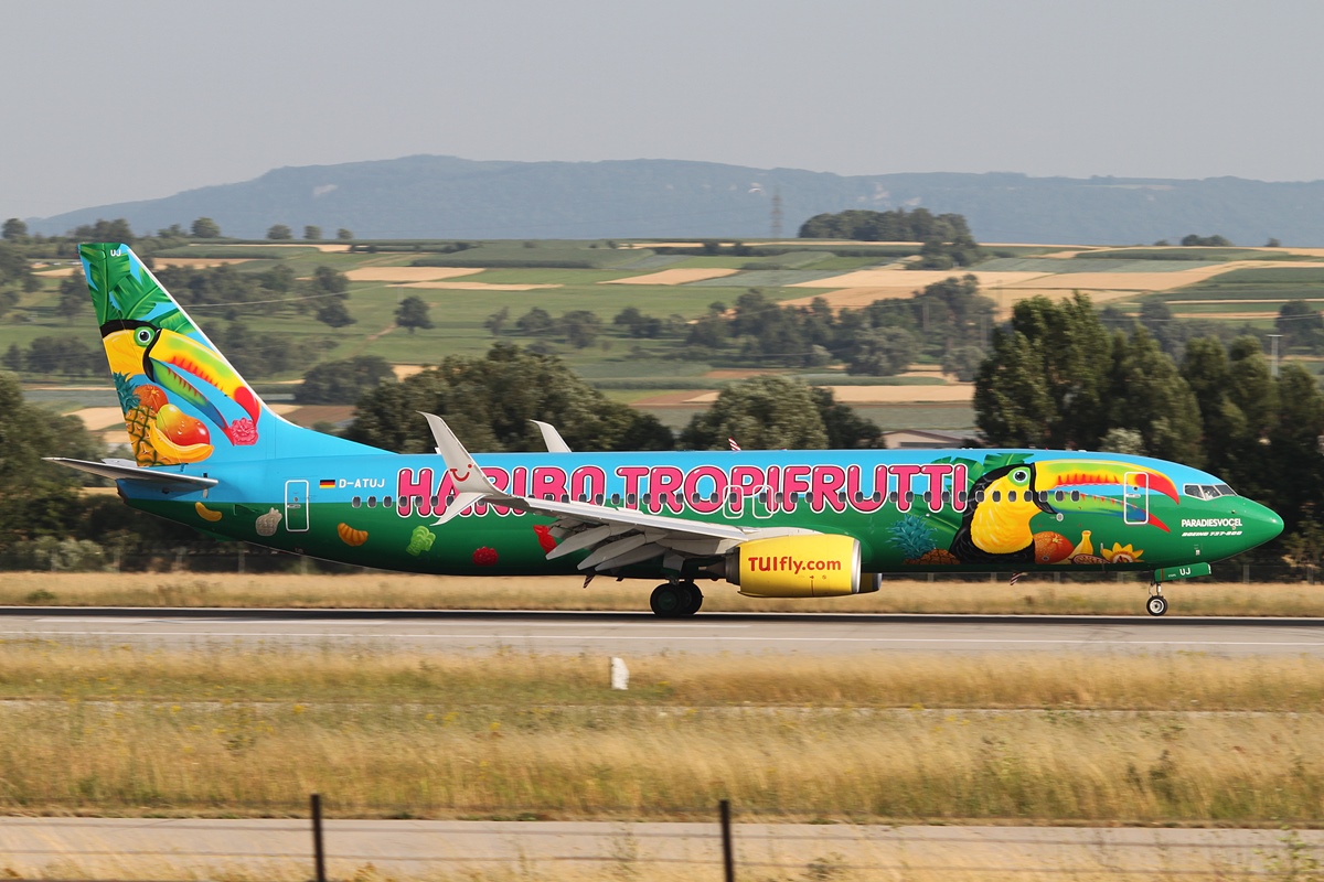 TUIfly Boeing 737-8K5 D-ATUJ