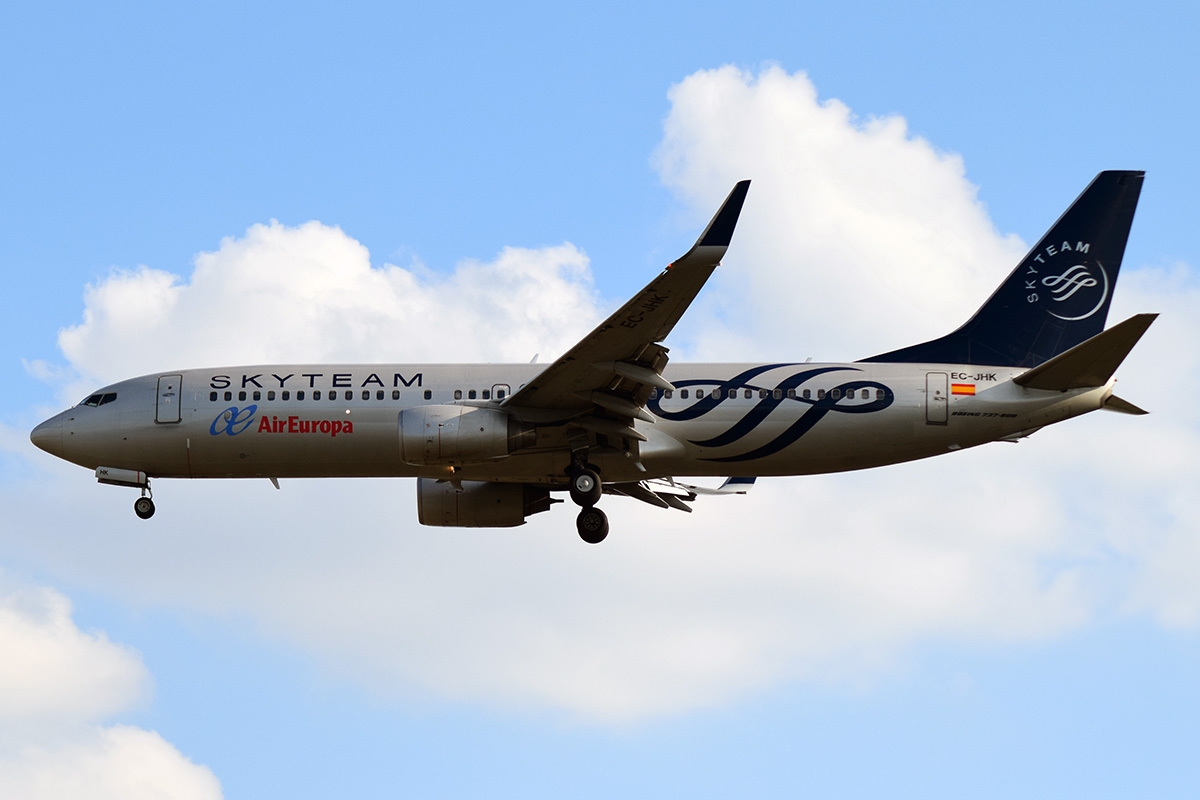 Air Europa Boeing 737-800 Skyteam Livery