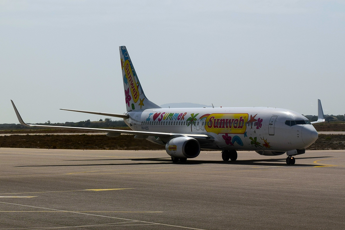 Transavia Boeing 737-800 "Sunweb" Livery in CHQ