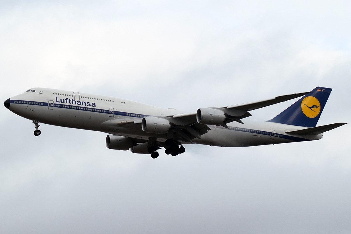 Lufthansa Boeing 747-8 im Retro-Design