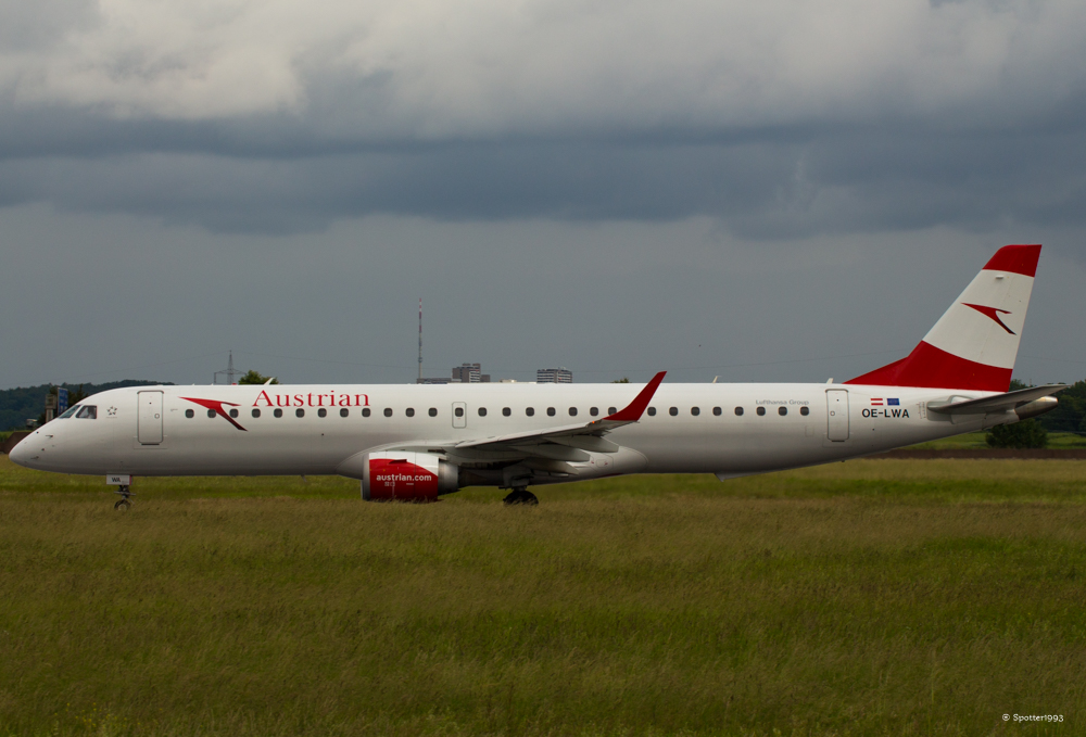 Austrian Airlines / Embraer ERJ 195LR (OE-LWA)