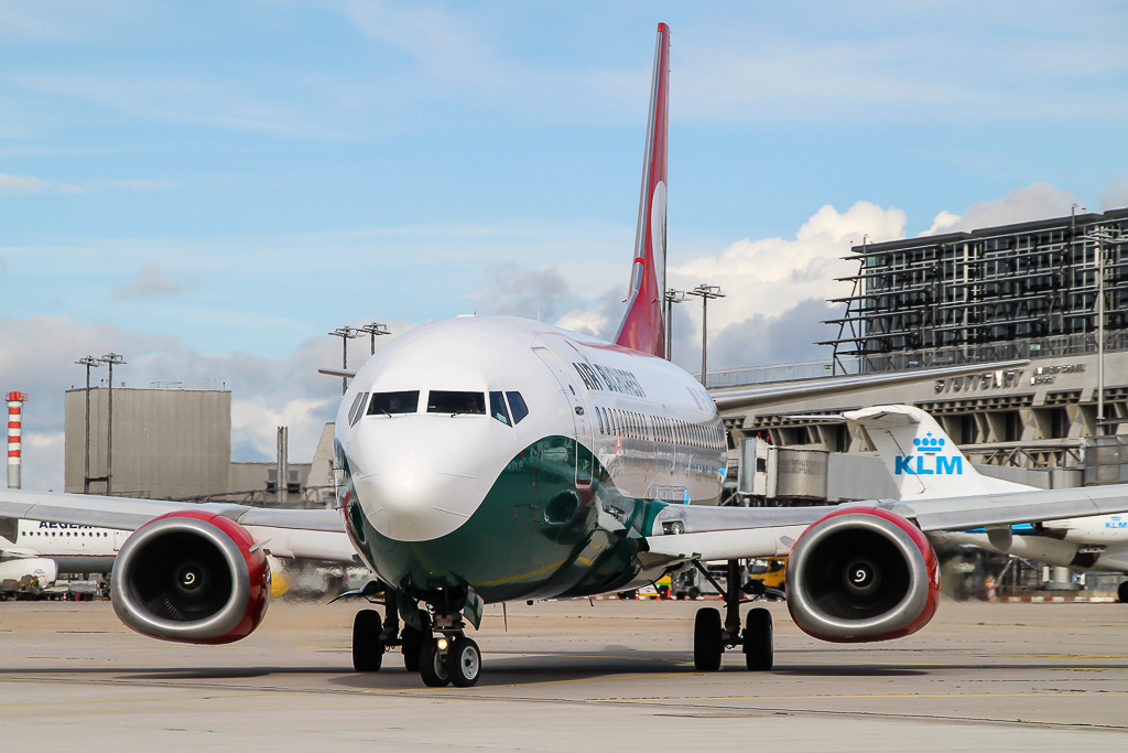 Air Bucharest mit neuer Lackierung