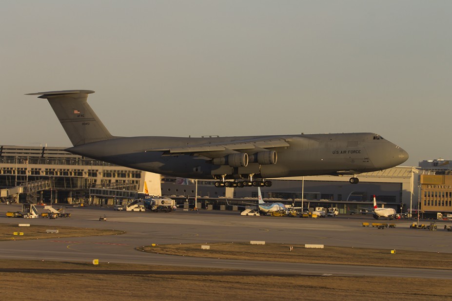 70-0451 // US Air Force // Lockheed C-5A Galaxy