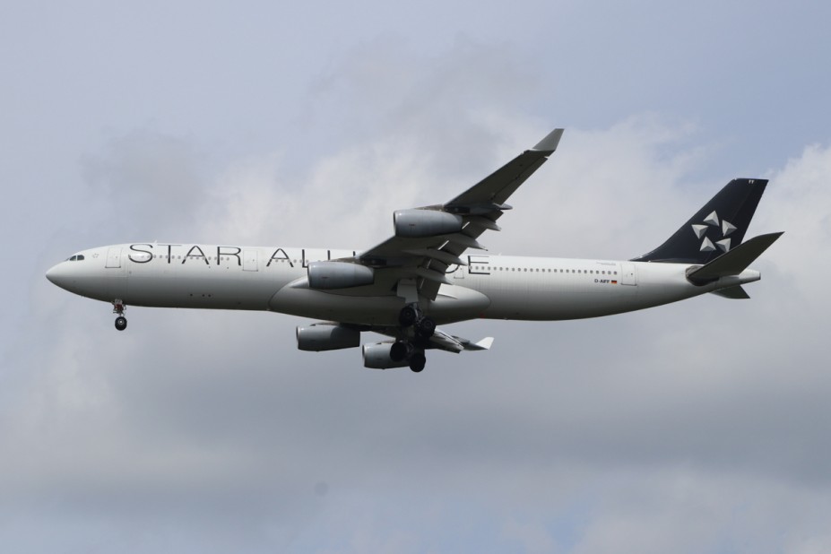keine klaren Infos im Flightradar :(
