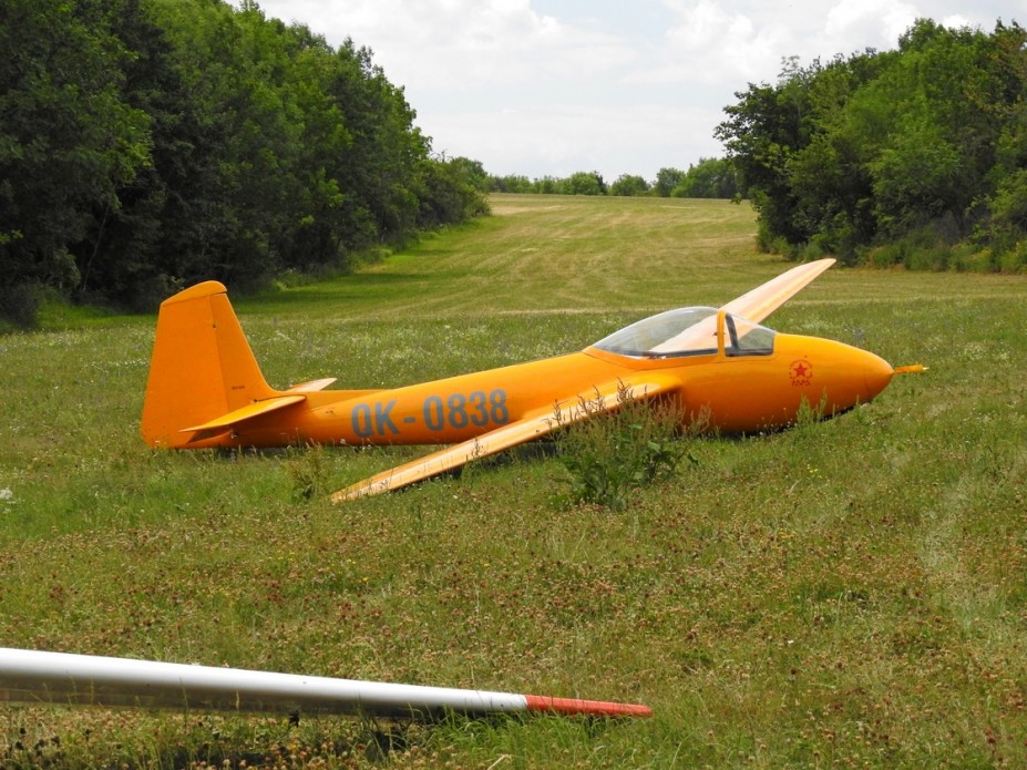 DSCN0143.JPG (695.65 KiB) 1525 mal betrachtet OK-0838<br />Letov LF-107 Lunak
