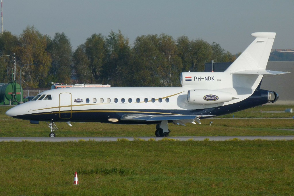 PH-NDK.  Falcon 900B