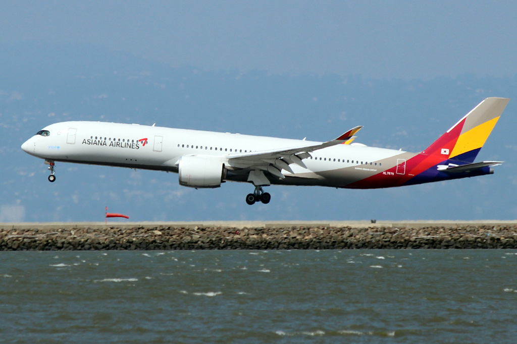 HL7579.jpg