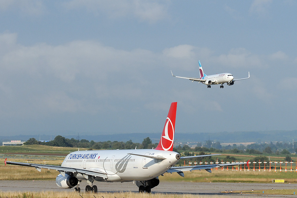 TC-JRM_D-ABMQ.jpg