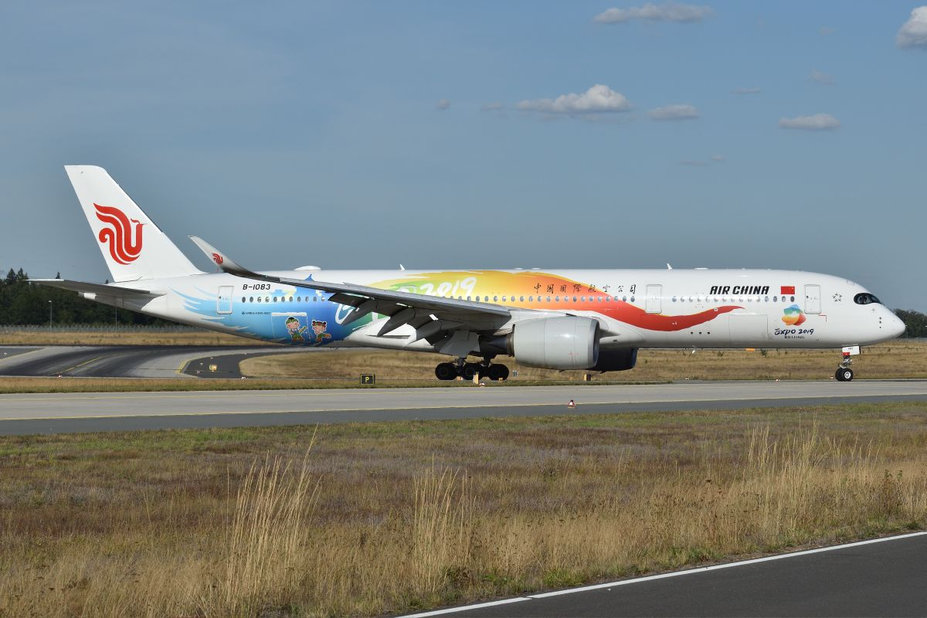 B-1083 Airbus A350-941 Air China