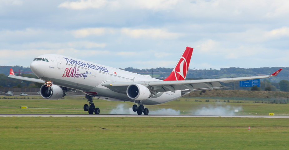 C4830508-D319-4F72-892E-88F90FA8AA6B.jpeg (618.97 KiB) 3534 mal betrachtet Türkisch A330-300 TC-LNC