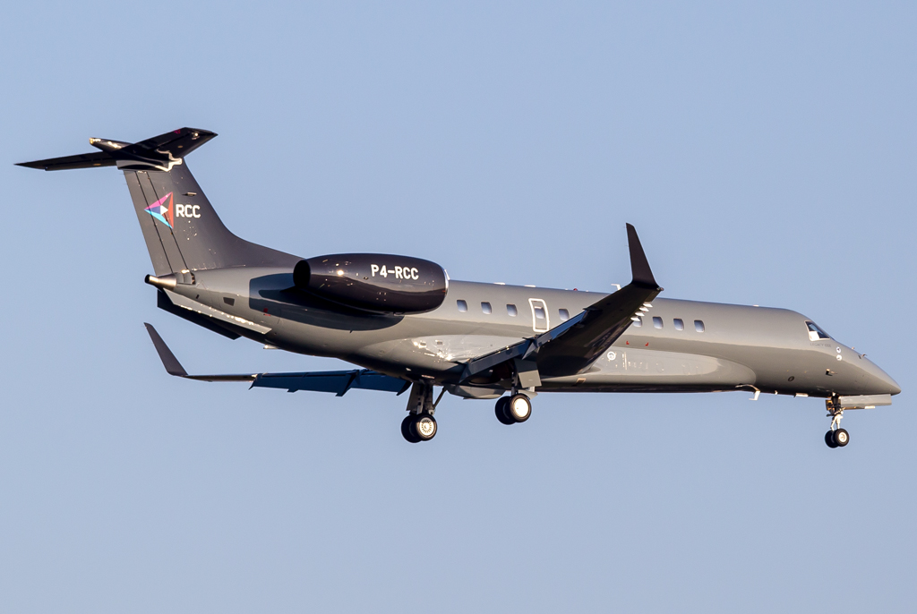Private / P4-RCC / Embraer ERJ-135BJ Legacy 650