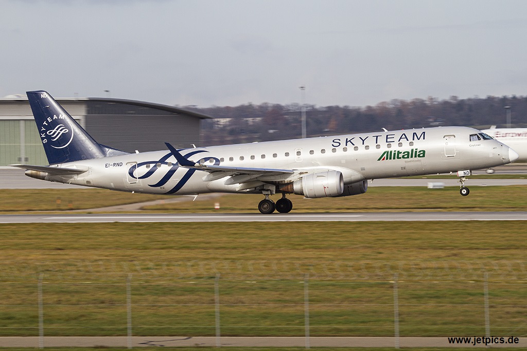 EI-RND301119.jpg