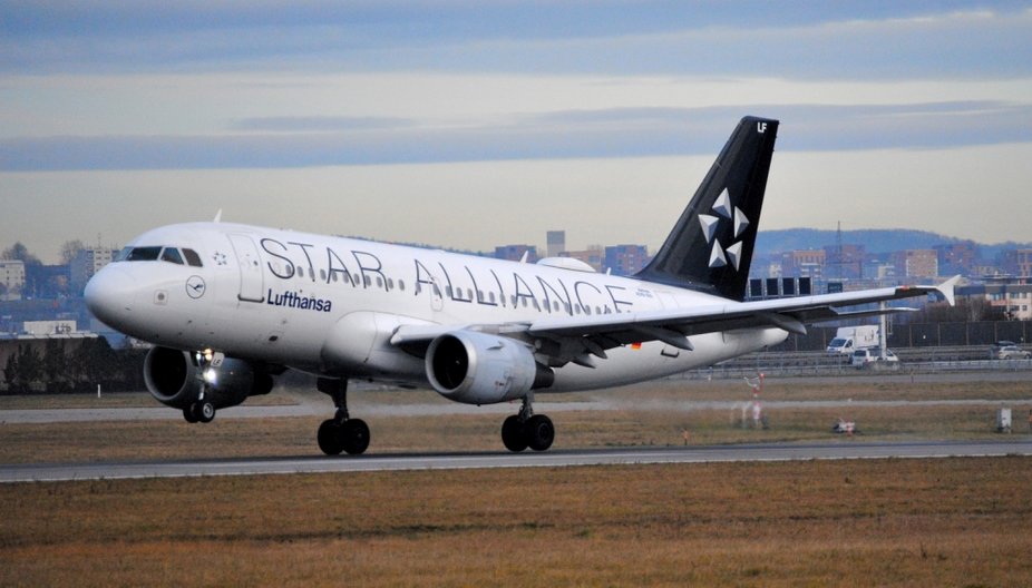D-AILF_20191221.jpg (456 KiB) 3806 mal betrachtet D-AILF_20191221.jpg