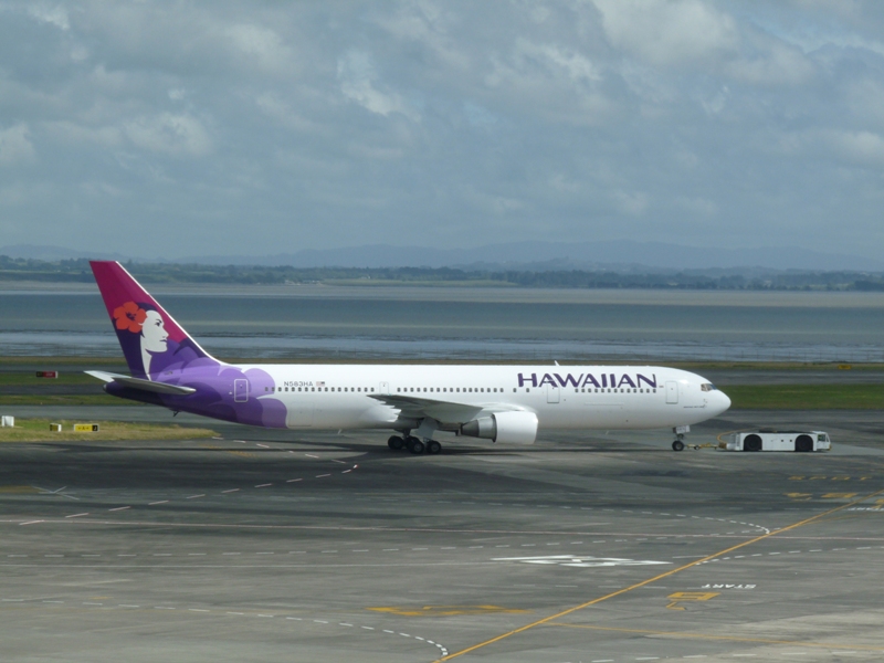 Hawaiian B763