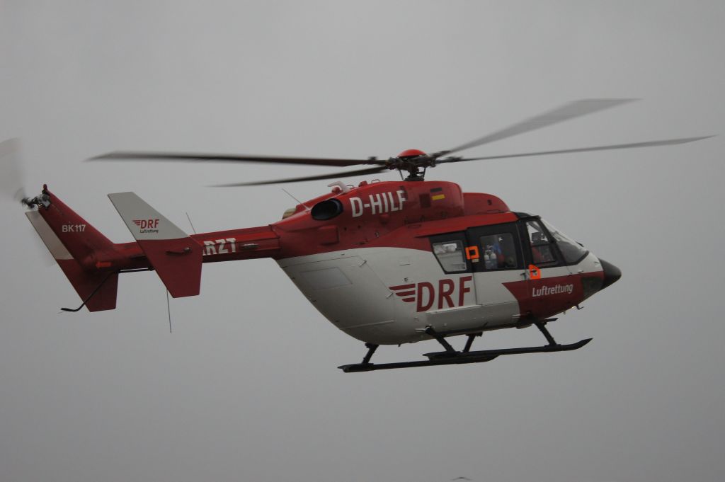 Christoph 51 Landeanflug auf die Basis