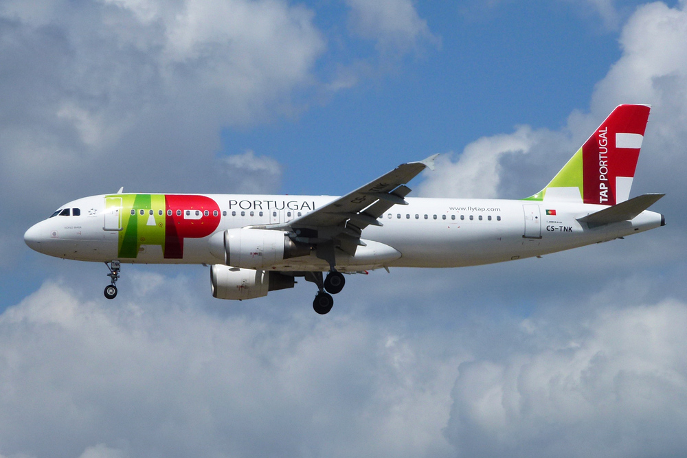 CS-TNK, TAP Portugal Airbus A320-214