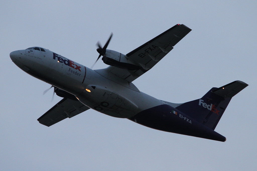 FedEx (Air Contractors) Aerospatiale ATR-42-320 EI-FXA