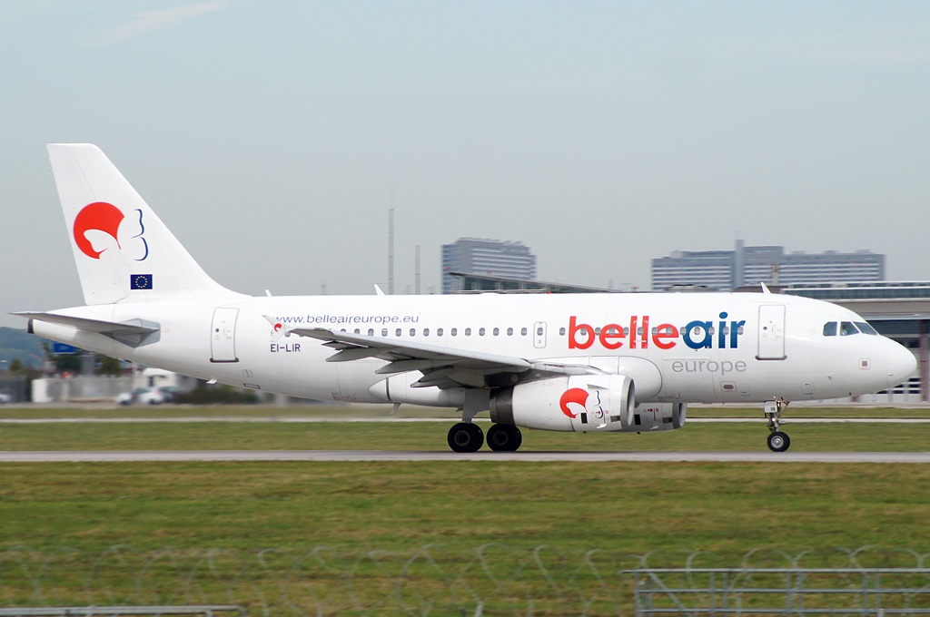 Belle Air 320 EI-LIR