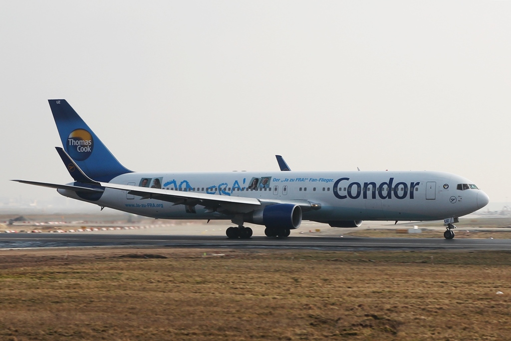 D-ABUZ  Boeing 767-330(ER)  Condor.JPG