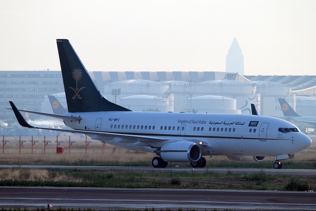 Kingdom of Saudi Arabia Boeing 737-7FG(BBJ) HZ-MF1