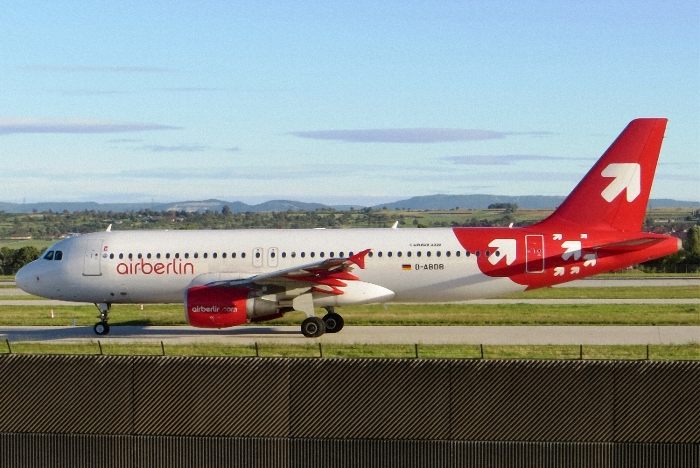 D-ABDB; Air Berlin; A320-214